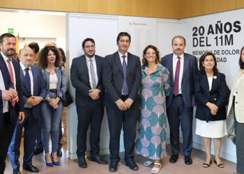 La Junta considera que preservar la memoria de las víctimas del 11M y la historia de aquellos atentados “es un deber democrático”