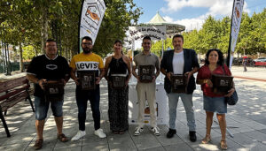 La Mancomunidad Vega del Henares comienza el reparto de 35.000 kits de reciclaje para la materia orgánica