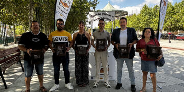 La Mancomunidad Vega del Henares comienza el reparto de 35.000 kits de reciclaje para la materia orgánica