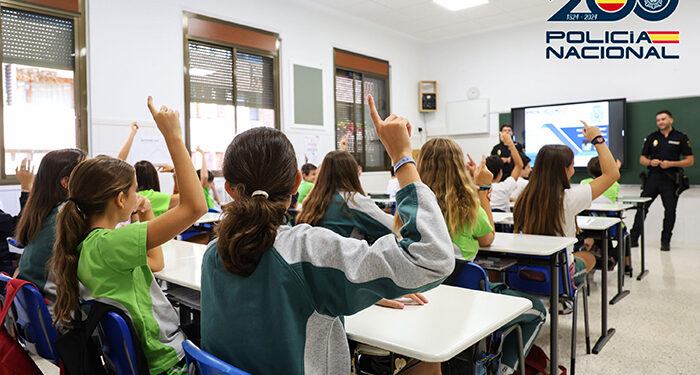 La Policía Nacional comienza el nuevo curso escolar con el objetivo de fortalecer la educación digital