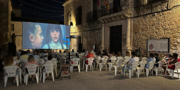 La primera convocatoria de cine en el ámbito rural de la Diputación de Cuenca lleva las proyecciones a 17 municipios