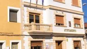 Ledaña organiza un acto de homenaje a la Bandera