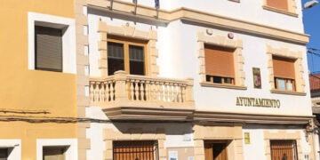 Ledaña organiza un acto de homenaje a la Bandera