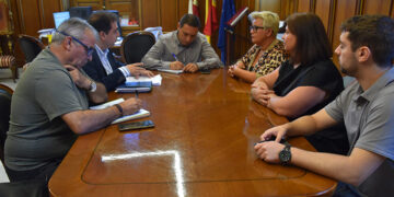 Martínez Chana se emplaza a una reunión en Huete para conocer las necesidades de suelo industrial en la Alcarria