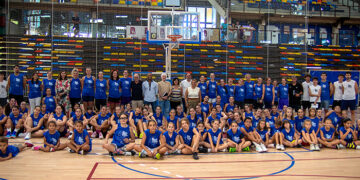 Más de un centenar de deportistas participaron en el Día del Baloncesto femenino con reconocimientos a sus impulsores en Guadalajara