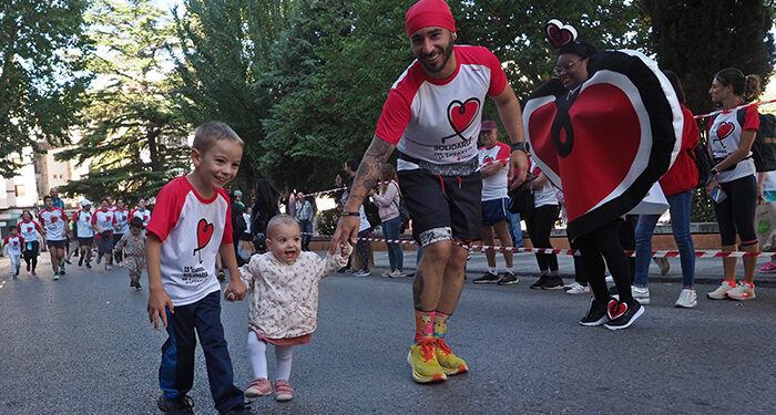 Más de un millar de personas participan en la 13ª Carrera Solidaria por la Infancia