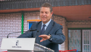 Page avanza la prórroga del “plan de refuerzo educativo hasta el 2028” que permitirá contratar a casi 200 docentes más