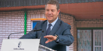 Page avanza la prórroga del “plan de refuerzo educativo hasta el 2028” que permitirá contratar a casi 200 docentes más