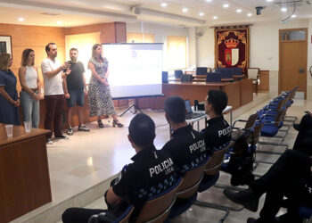 Policías Locales y miembros de Protección Civil de Cabanillas se forman en protocolos de violencia machista