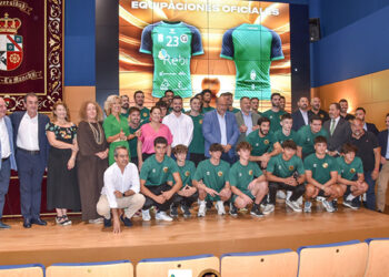 REBI afianza su apoyo al Balonmano Ciudad Encantada por tercer año consecutivo
