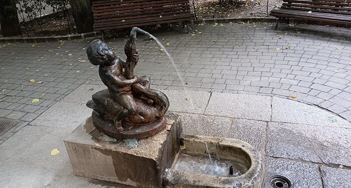 Repuesta la fuente del ángel del Parque de San Julián