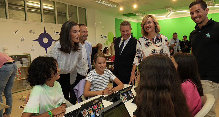 Su Majestad la Reina preside en Azuqueca de Henares la apertura del Curso Escolar