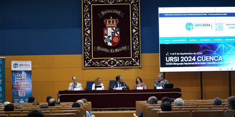 Expertos en radiociencia se reúnen en la Escuela Politécnica de Cuenca