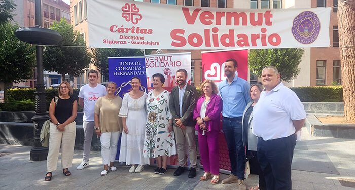 Un centenar de voluntarios colaborarán en el Vermut Solidario de Cáritas Guadalajara los días 6, 7 y 8 de septiembre 1 Un centenar de voluntarios colaborarán en el Vermut Solidario de Cáritas Guadalajara los días 6, 7 y 8 de septiembre