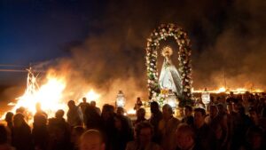 fiestas humanes procesion fuego 1