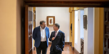 la Junta reitera que el SESCAM continuará contratando profesionales para responder a las necesidades asistenciales