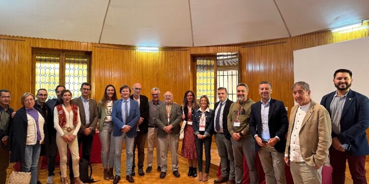 Proponen en un manifiesto que los Montes Universales sean declarados en situación de Catástrofe Demográfica