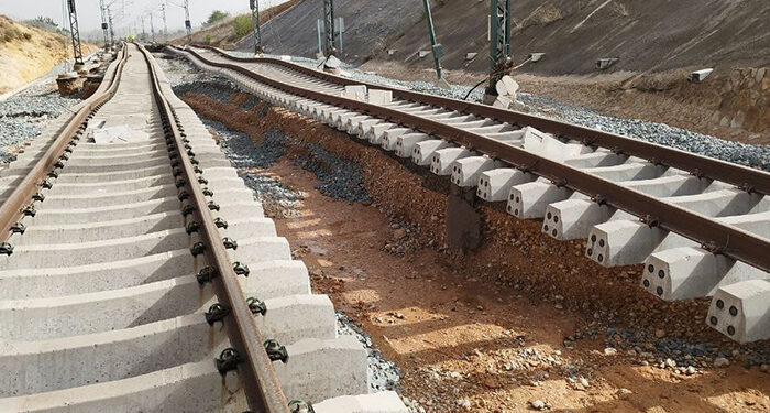 Adif suspende durante los próximos cuatro días el servicio en la línea de alta velocidad entre València y Madrid