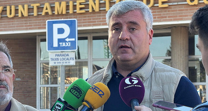 Esteban: “Rojo y el PSOE se quedan solos y en vergüenza al no defender un transporte digno para Guadalajara ni el arreglo de la estación de autobuses” 1 Alfonso Esteban, moción conjunta PP y Vox sobre trasnporte con Madrid