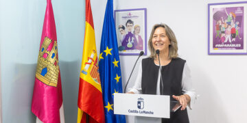 Ana Guarinos recuerda que sigue pendiente la creación del juzgado de violencia de género en Guadalajara