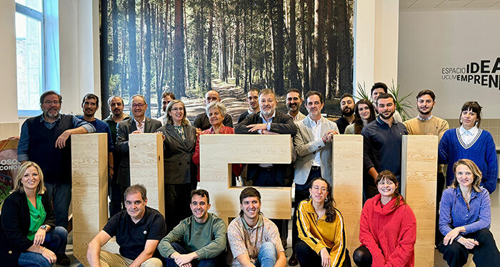 Arranca la quinta promoción de UFIL con 21 participantes que engloban 14 iniciativas empresariales 1 Arranca la quinta promoción de UFIL con 21 participantes que engloban 14 iniciativas empresariales