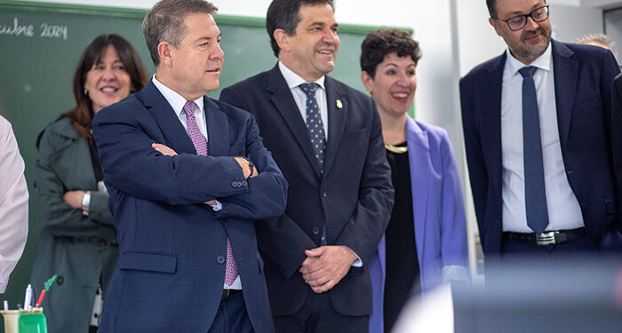 Castilla-La Mancha, con un aumento presupuestario del 5 por ciento en Educación para 2025, ha destinado 1.000 millones más a esta área desde 2015 1 Castilla-La Mancha, con un aumento presupuestario del 5 por ciento en Educación para 2025, ha destinado 1.000 millones más a esta área desde 2015