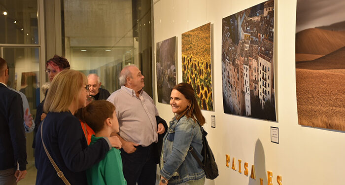Cerca de 18.000 personas han pasado por el Edificio Iberia desde su reinauguración como sede de la Delegación de la Junta hace un año 1 Cerca de 18.000 personas han pasado por el Edificio Iberia desde su reinauguración como sede de la Delegación de la Junta hace un año