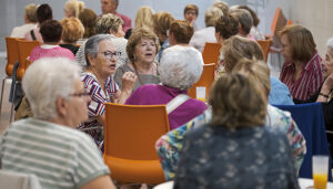 Cerca de 300 personas asisten a los talleres municipales para mayores de Azuqueca