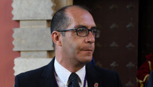 Diego Valera lamenta la situación crítica del Centro de Alojamiento de Urgencia de Cuenca