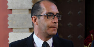 Diego Valera lamenta la situación crítica del Centro de Alojamiento de Urgencia de Cuenca