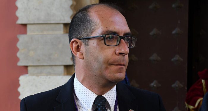 Diego Valera lamenta la situación crítica del Centro de Alojamiento de Urgencia de Cuenca