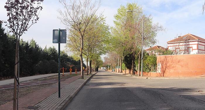 El Ayuntamiento de Cabanillas invertirá un millón de euros en la reforma integral de la calle Lope de Vega, unas de las vías principales del Mirador 1 El Ayuntamiento de Cabanillas invertirá un millón de euros en la reforma integral de la calle Lope de Vega, unas de las vías principales del Mirador