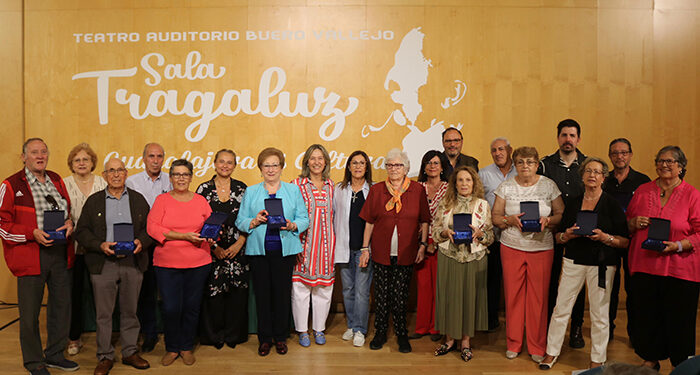 El Ayuntamiento de Guadalajara reconoce la trayectoria y el trabajo de catorce asociaciones de jubilados y mayores 1 El Ayuntamiento de Guadalajara reconoce la trayectoria y el trabajo de catorce asociaciones de jubilados y mayores