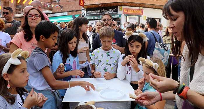 El Equinoccio en la Plazuela de Cogolludo se ha convertido en el mejor escaparate del producto y comercio locales 1 El Equinoccio en la Plazuela de Cogolludo se ha convertido en el mejor escaparate del producto y comercio locales