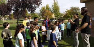 El Festival de Otoño culmina su primer fin de semana con una jornada mágica dedicada a los más pequeños en el barrio de las Cañadillas