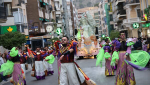 El Festival de Otoño en Cuenca lucha contra la lluvia pudiendo salvar la mitad de las actividades del viernes