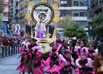 El Festival de Otoño en Cuenca lucha contra la lluvia pudiendo salvar la mitad de las actividades del viernes