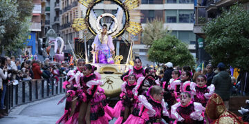 El Festival de Otoño en Cuenca lucha contra la lluvia pudiendo salvar la mitad de las actividades del viernes