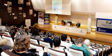 El Hospital de Guadalajara celebra una jornada sobre Oncología Integrativa y el valor de las terapias complementarias en el tratamiento del cáncer