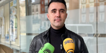 El PSOE alerta de que Guarinos puede hacer perder a la ciudad más de 4 millones de euros de Fondos Europeos por el retraso de la ZBE.