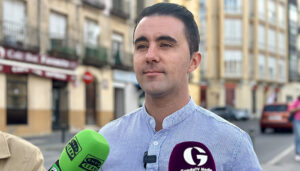 El PSOE denuncia que Guarinos ha convertido la gestión de la ZBE en “un problema grave” por su desinformación y opacidad