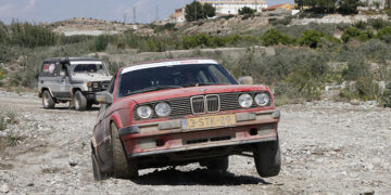 El décimo Spain Classic Raid hará meta en el Parque de la Concordia de Guadalajara con 140 equipos con coches clásicos
