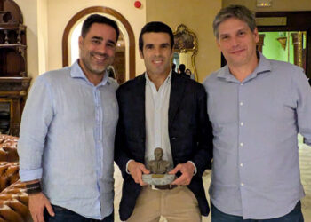 La Asociación Cultural Taurina "Romancos al Campo" entrega el prestigioso galardón "León de Oro" 2023 al matador de toros Emilio de Justo 6 La Asociación Cultural Taurina Romancos al Campo entrega el prestigioso galardón León de Oro 2023 al matador de toros Emilio de Justo