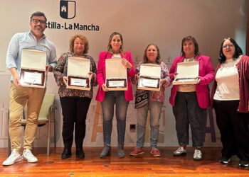 La Consejería de Igualdad recibe el premio ‘Las Primeras de UGT’