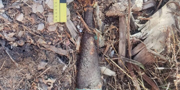 La Guardia Civil detona una granada de mortero originaria de la Guerra Civil hallada en una casa en escombros en Fuentenovilla