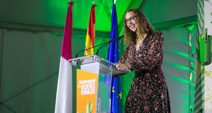 La Junta destaca el empuje de las mujeres en un mundo rural en proceso de “transformación”