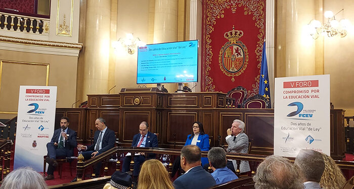 La Junta incorpora una línea específica dentro del plan de formación del profesorado para abordar la educación vial en los centros educativos 1 La Junta incorpora una línea específica dentro del plan de formación del profesorado para abordar la educación vial en los centros educativos