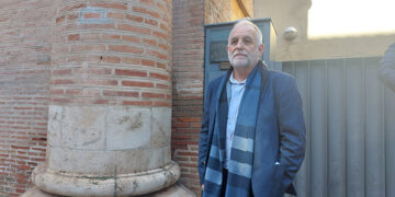 La Junta recuerda que ante el “riesgo de derrumbe inminente” del muro colindante a la capilla Luis de Lucena el Ayuntamiento está obligado por Ley a actuar