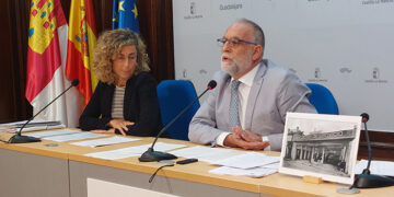 La Junta recuerda que el Ayuntamiento es la Administración competente en la actuación del entorno de la Capilla Luis de Lucena