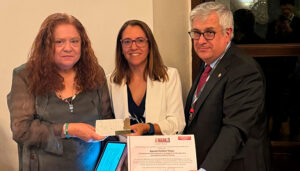 La catedrática de la UCLM Águeda Esteban Talaya recibe el Premio a la Trayectoria en Marketing